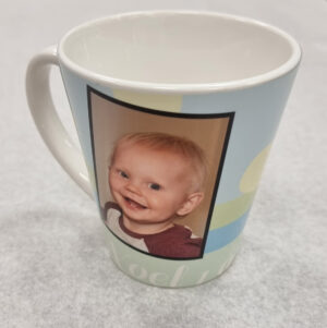 Kaffelattemugg mellan